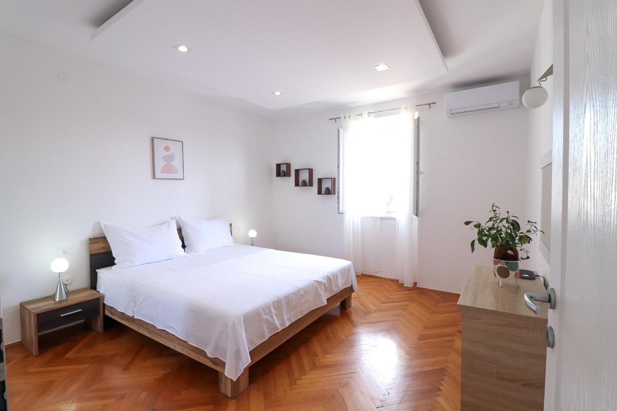 City Center Sunset Penthouse สปลิท ภายนอก รูปภาพ